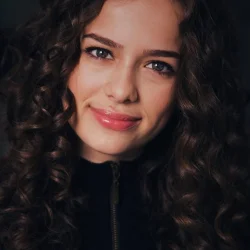 Ариана Инженер