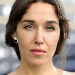Arta Dobroshi