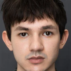 Артур Сафин
