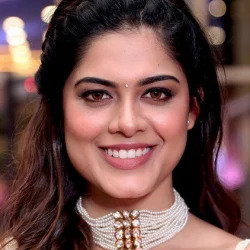 Asha Bhat