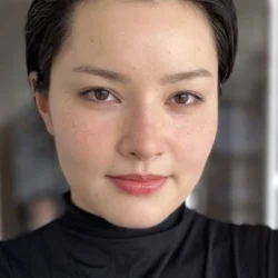 Ayumi Roux
