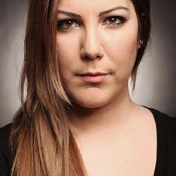 Başak İlhan