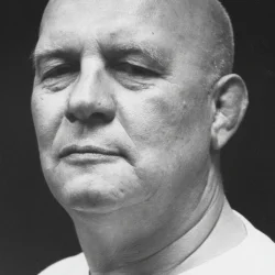 Брайан Гловер