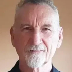 Брюс МакФи