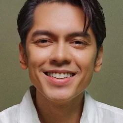 Carlo Aquino