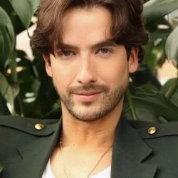 Carlos Torres