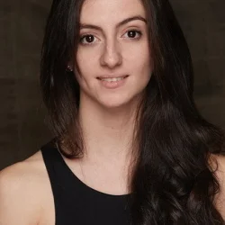 Carmen Tur