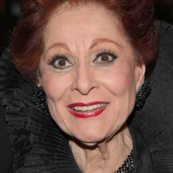 Carol Lawrence