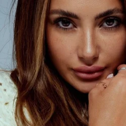 Cassie Cardelle