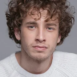 Cem Yiğit Üzümoğlu