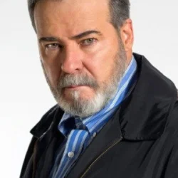 César Évora