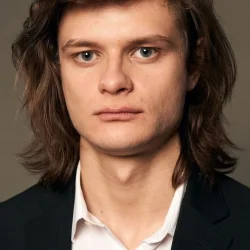 Чарльз Тахан