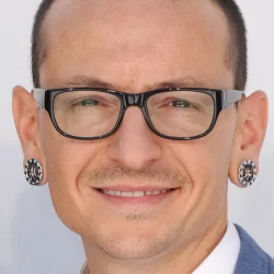 Честер Беннингтон
