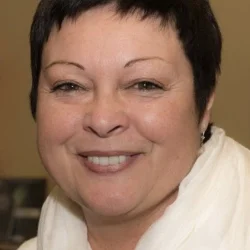 Claire Pimparé