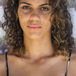 Clébia Sousa