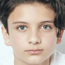 Дэкстон Гуджрал