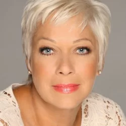 Denise Welch
