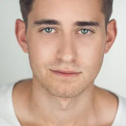Derek Wallis