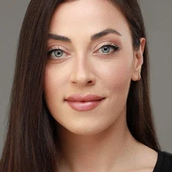 Dilara Büyükbayraktar