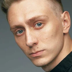 Дмитро Олійник