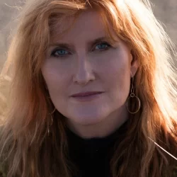 Eddi Reader