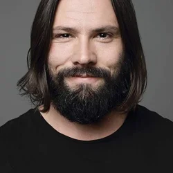 Эдриан Коллинз