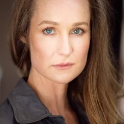 Edwina Wren