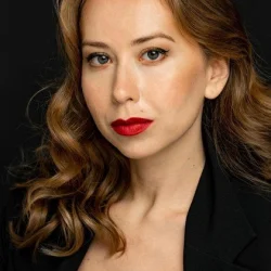 Екатерина Карманова