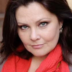 Елена Моисеева