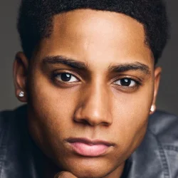 Elijah Collins