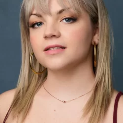 Ella Stiller