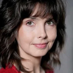 Émilie Cazenave