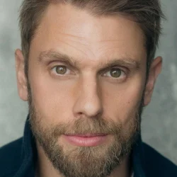 Эндрю Листер