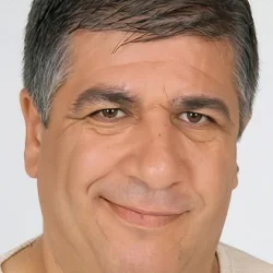 Engin Özsayın