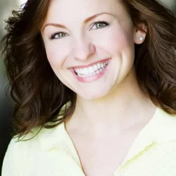 Erin Lindsey Krom