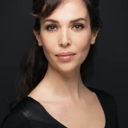 Esra Ronabar