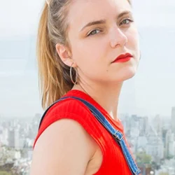Eva Carmen Jarriau