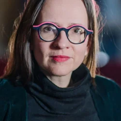 Eva Kübar