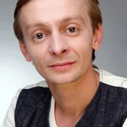 Евгений Кулаков