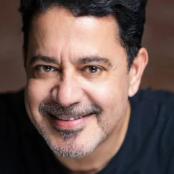 Francis Cruz