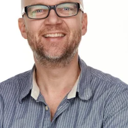 Fredrik Steen