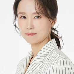 Goo Si-yeon