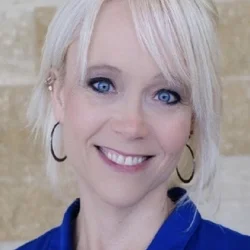 Gwen Ruhoff