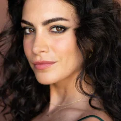 Hollie Bahar