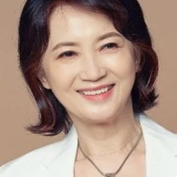 Hong Yoon-hee