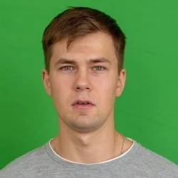 Илья Попов