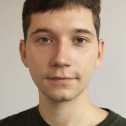 Илья Рогов