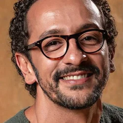 Irandhir Santos