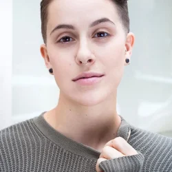 iris menas