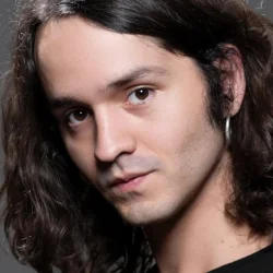 Iván Aragón